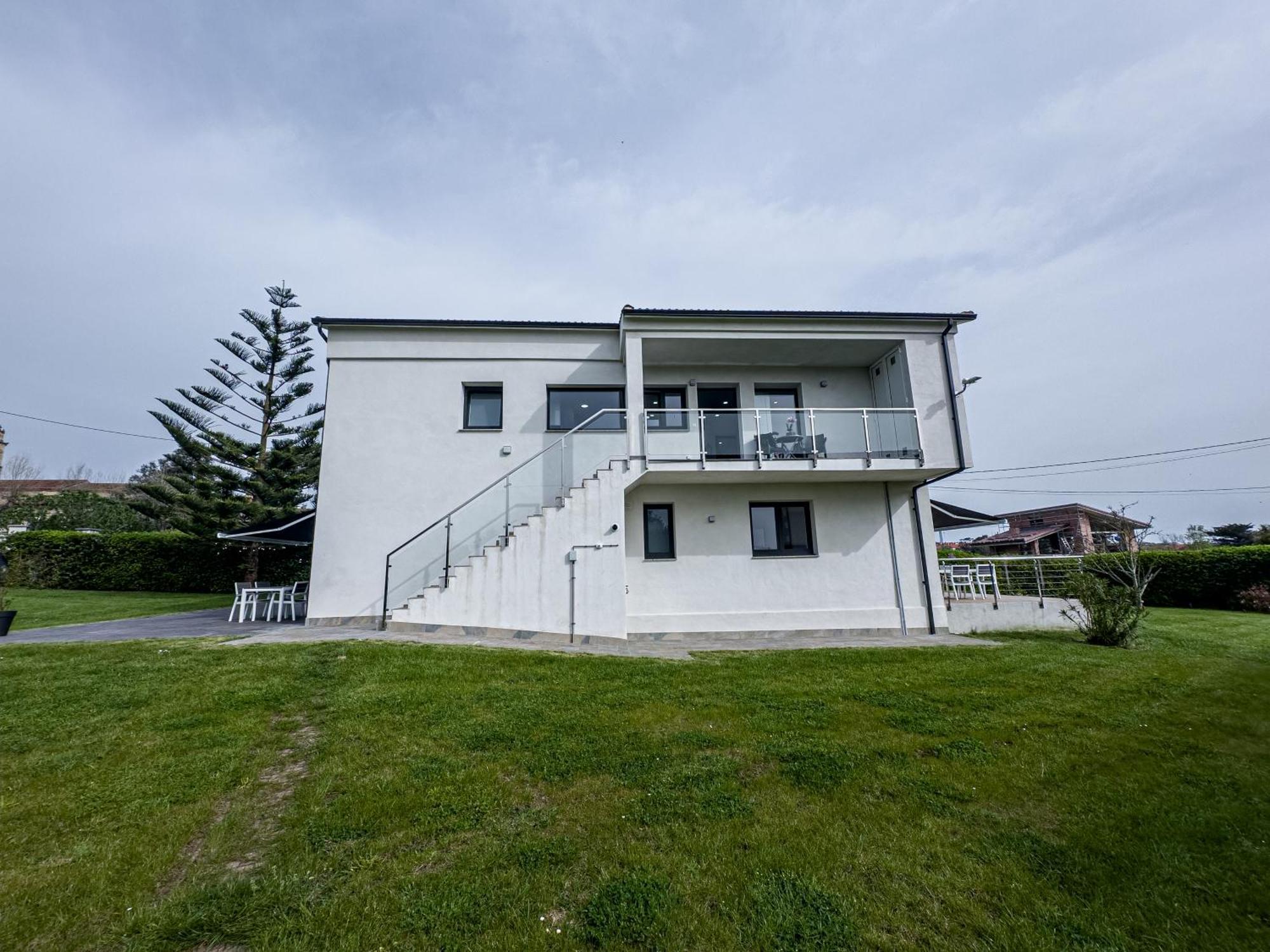 Villa Nela 洛雷多 外观 照片